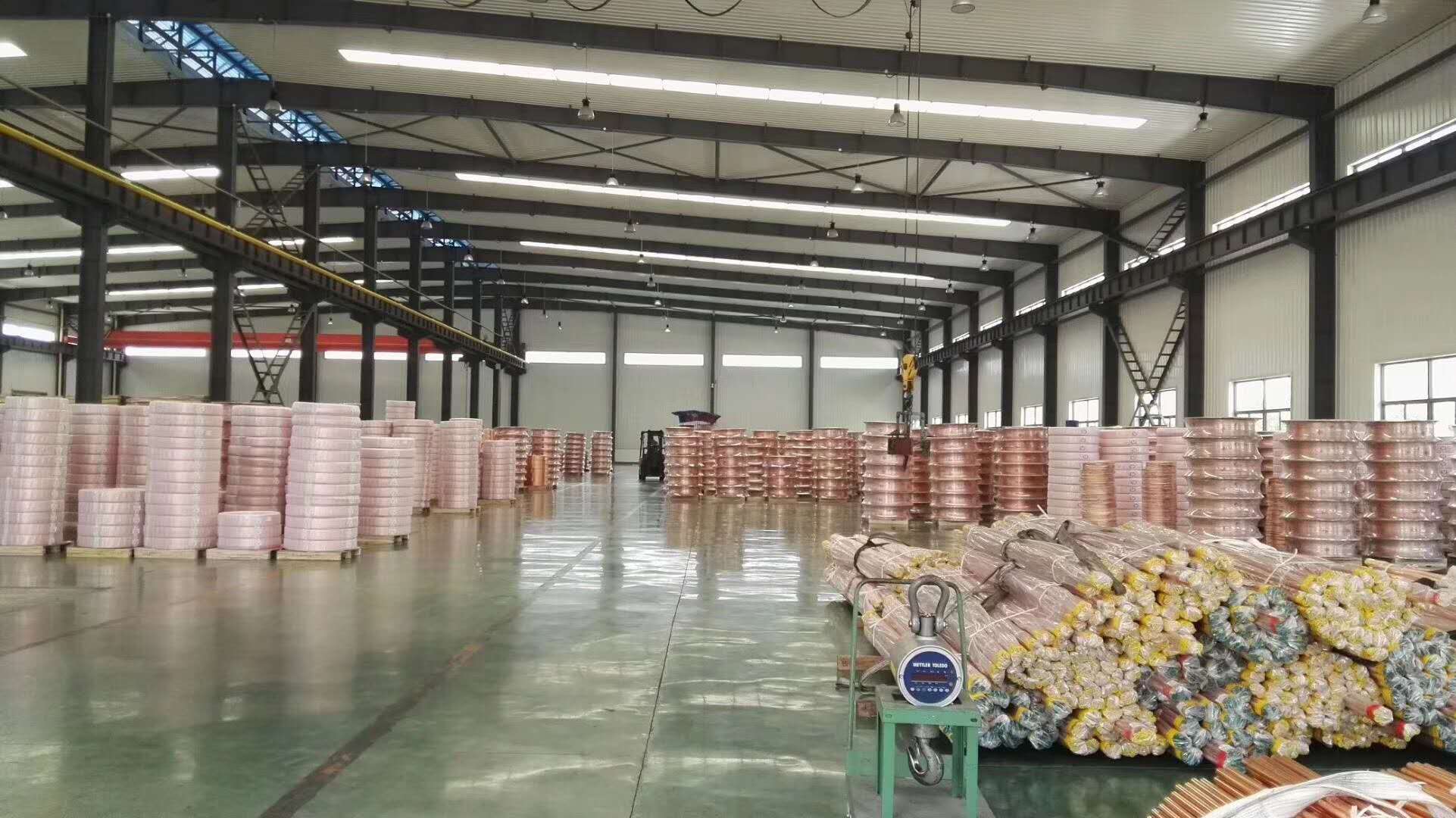 銅管生產(chǎn)現場(chǎng)-倉庫一角